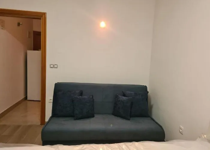 Mir Apartament *